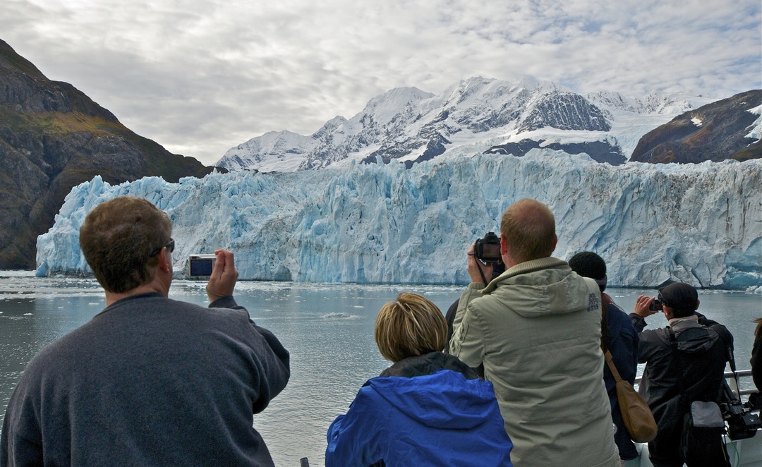 26 glaciers cruise