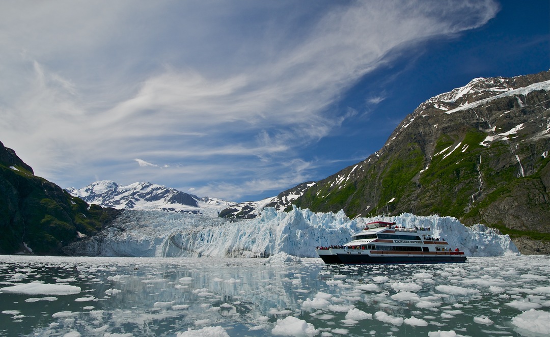 26 glacier cruise